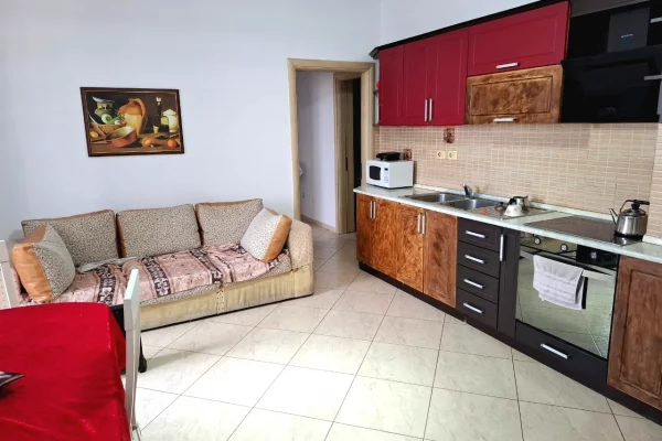 Shtepi me qera Apartament ne Tirane, 2+1, Mobilimi E mobiluar, Pagesa 70,000  Leke.