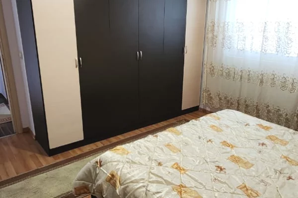 Shtepi me qera Shtepi Private ne Tirane, 1+1, Mobilimi E mobiluar, Pagesa 420  Euro.