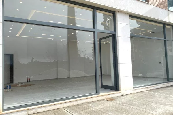 Ambient biznesi me qera 1+1 ne Tirane - 1,300 Euro