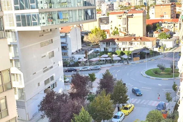 Shtepi me qera Apartament ne Tirane, 1+1, Mobilimi E mobiluar, Pagesa 550  Euro.