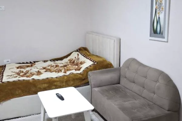 Shtepi me qera Garsoniere ne Tirane - 350 Euro