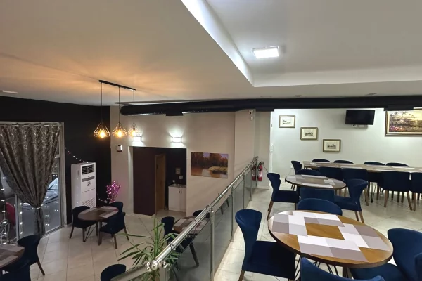 Shtepi me qera Apartament ne Tirane, 2+1, Mobilimi E mobiluar, Pagesa 1,600  Euro.