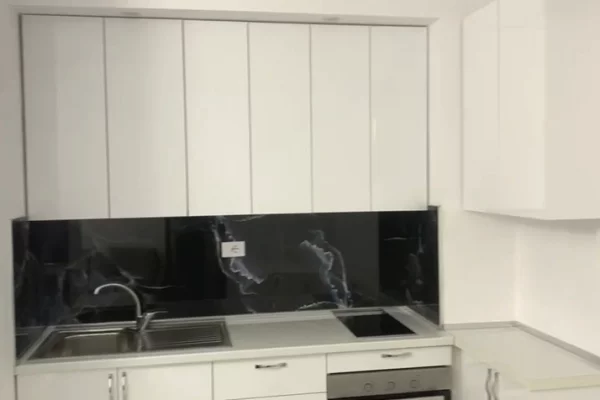 Shtepi me qera 1+1 ne Tirane - 420 Euro