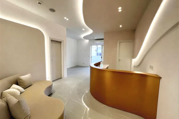 Ambient biznesi me qera 4+1 ne Tirane - 1,600 Euro