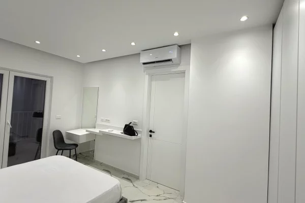 Shtepi me qera Apartament ne Tirane, 1+1, Mobilimi E mobiluar, Pagesa 780  Euro.