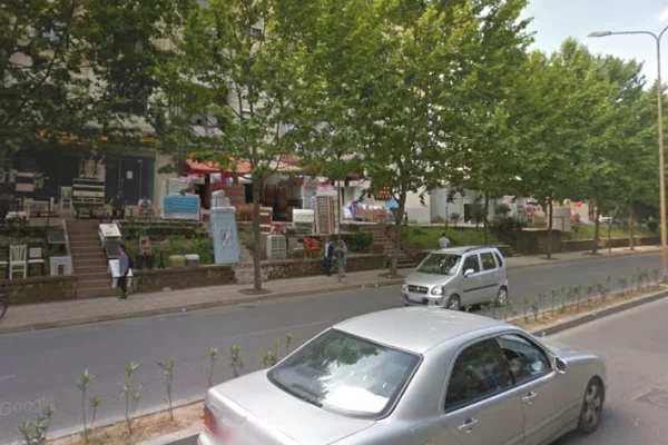 Shtepi me qera 2+1 ne Tirane - 450 Euro