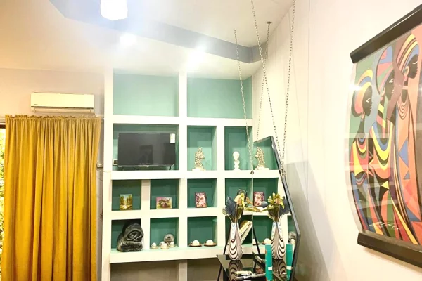 Shtepi me qera Apartament ne Tirane, Garsoniere, Mobilimi E mobiluar, Pagesa 950  Euro.