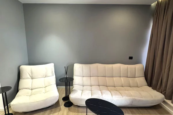 Shtepi me qera 2+1 ne Tirane - 2,000 Euro