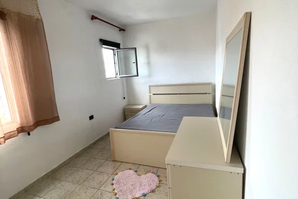 Shtepi me qera Apartament ne Tirane, 1+1, Mobilimi E mobiluar, Pagesa 400  Euro.
