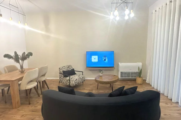 Shtepi me qera 1+1 ne Tirane - 800 Euro