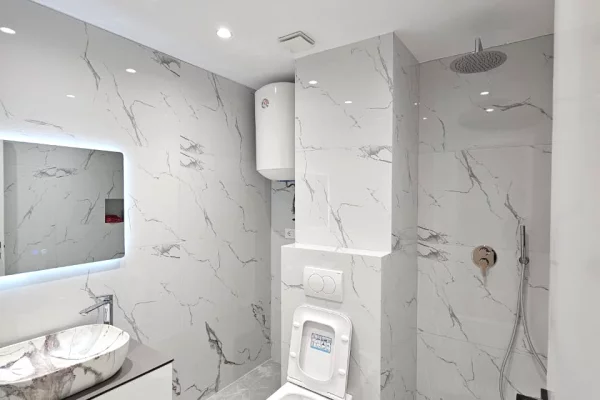 Shtepi ne shitje Apartament ne Tirane, 2+1, Mobilimi E mobiluar, Pagesa 230,000  Euro.