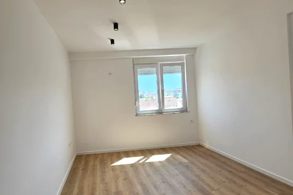 Shtepi ne shitje 2+1 ne Tirane - 230,000 Euro
