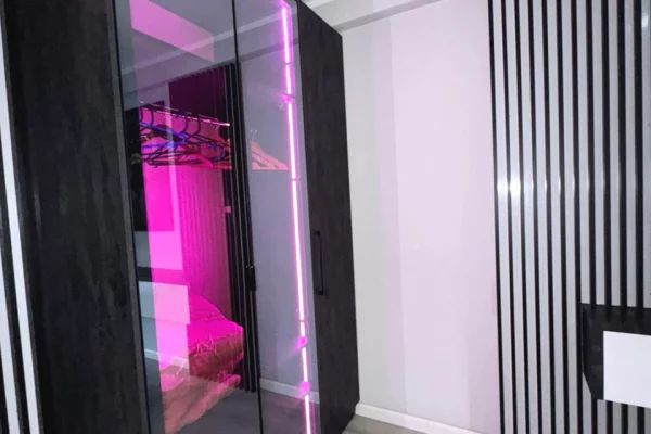 Shtepi ne shitje Apartament ne Tirane, 1+1, Mobilimi Bosh, pa mobiluar, Pagesa 133,000  Euro.