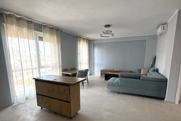 Shtepi me qera 2+1 ne Tirane - 600 Euro