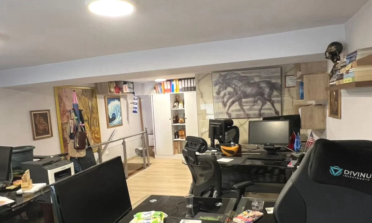  Jepet me Qira Zyre – Rruga Sulejman Delvina!!!