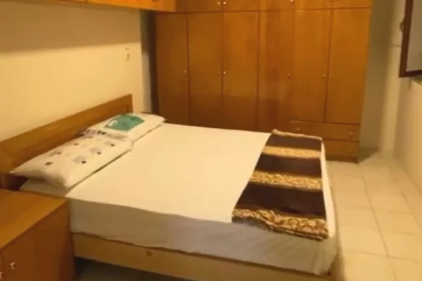 Shtepi me qera Apartament ne Tirane, 2+1, Mobilimi E mobiluar, Pagesa 550  Euro.