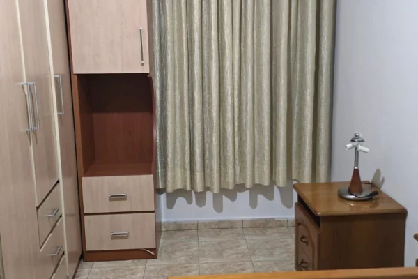 Shtepi me qera Apartament ne Tirane, 2+1, Mobilimi E mobiluar, Pagesa 550  Euro.