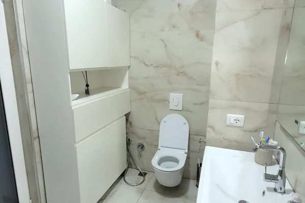 Shtepi me qera Apartament ne Tirane, 2+1, Mobilimi E mobiluar, Pagesa 600  Euro.