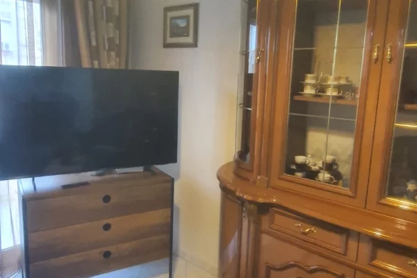 Shtepi me qera 2+1 ne Tirane - 600 Euro