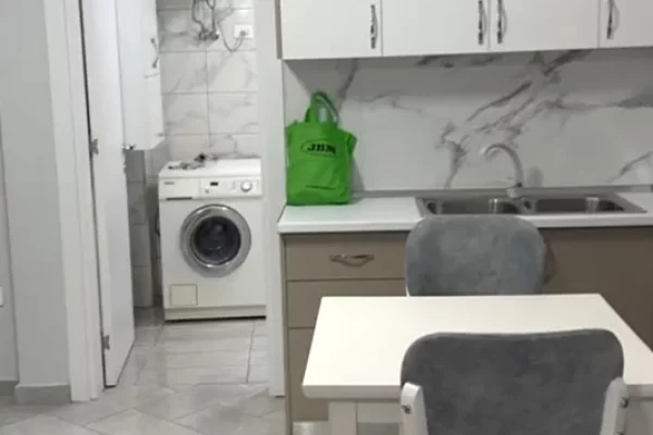 Shtepi me qera Garsoniere ne Tirane - 350 Euro