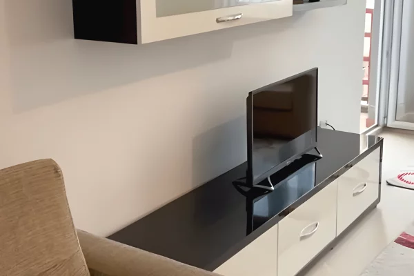 📌Jepet Apartament me Qira 📍 në Astir - 1+1 + Ballkon !!!