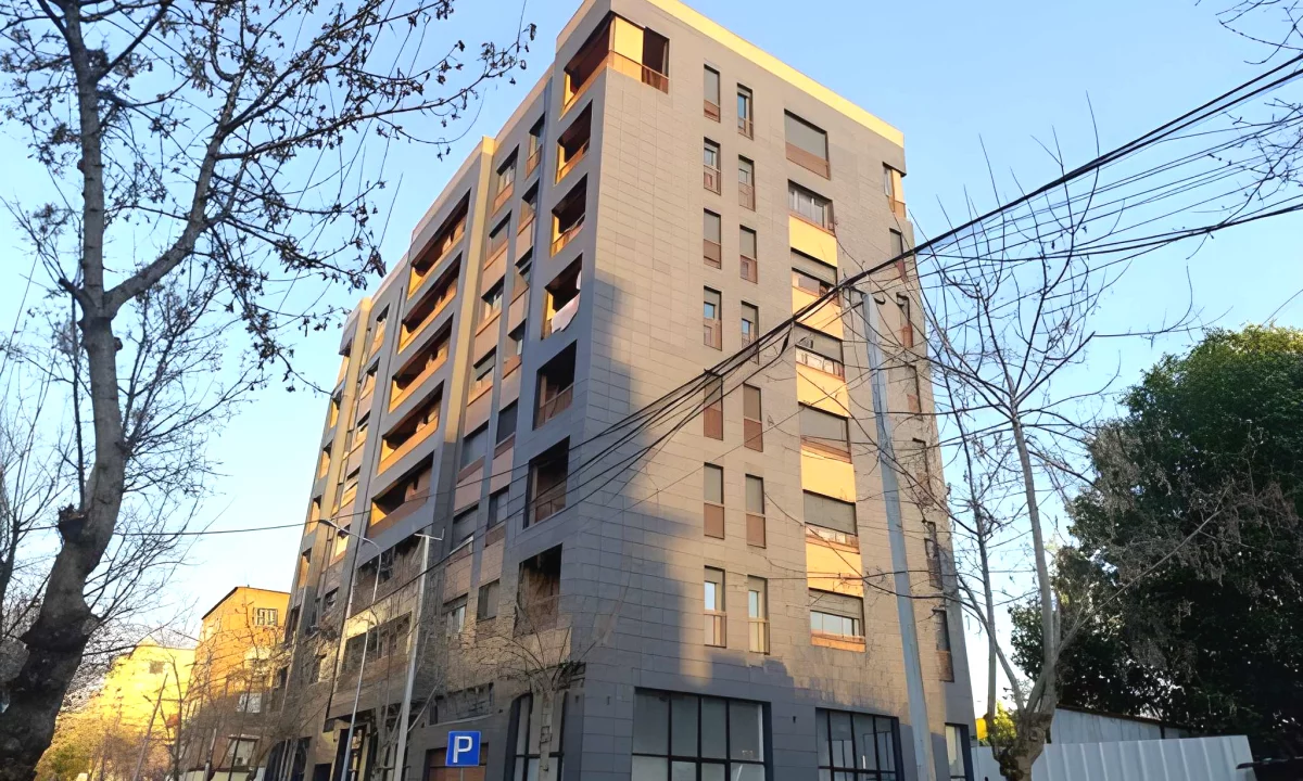 Apartment for sale in Tirana 3+1, Emty