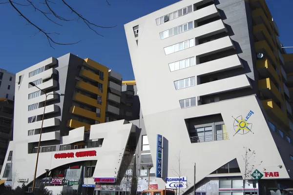 Ambient biznesi ne shitje 1+1 ne Tirane - 2,450 Euro