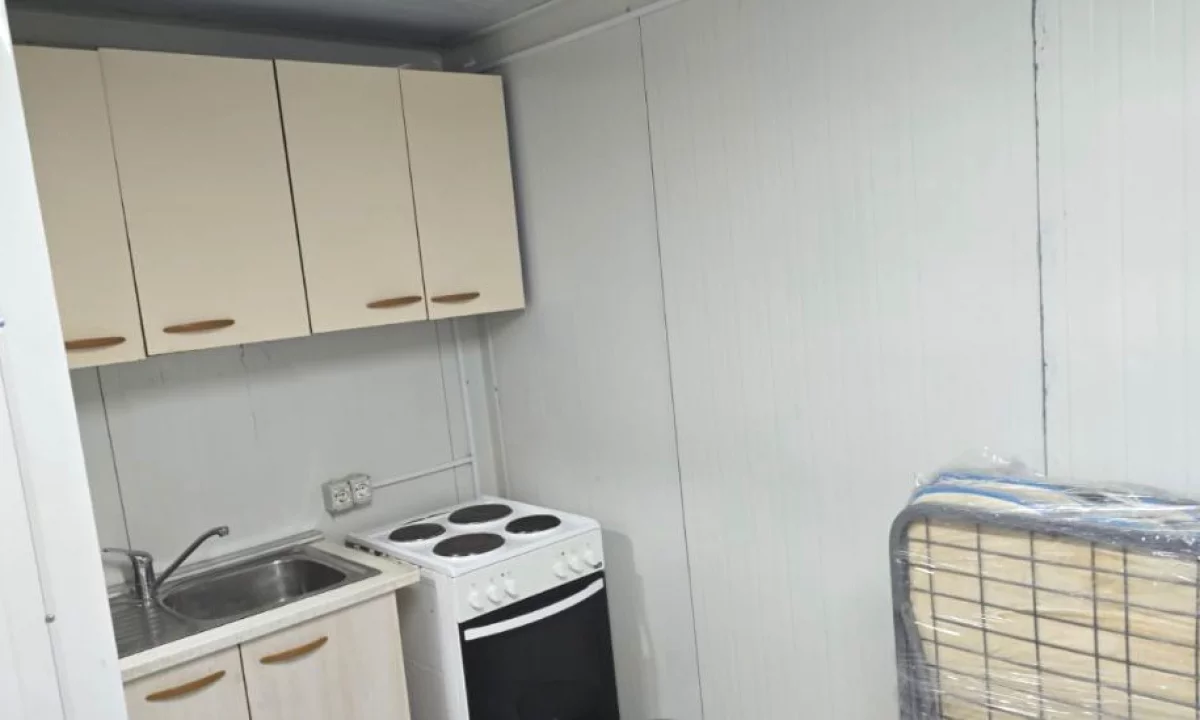 Shtepi me qera Apartament ne Tirane, Garsoniere, Mobilimi E mobiluar, Pagesa 150  Euro.