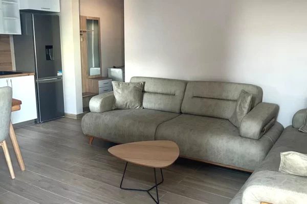 Yzberisht - Jepet me Qira Apartament 1+1