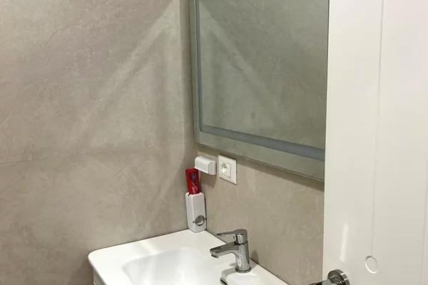 Appartamento in affitto a Tirana 1+1, Arredato