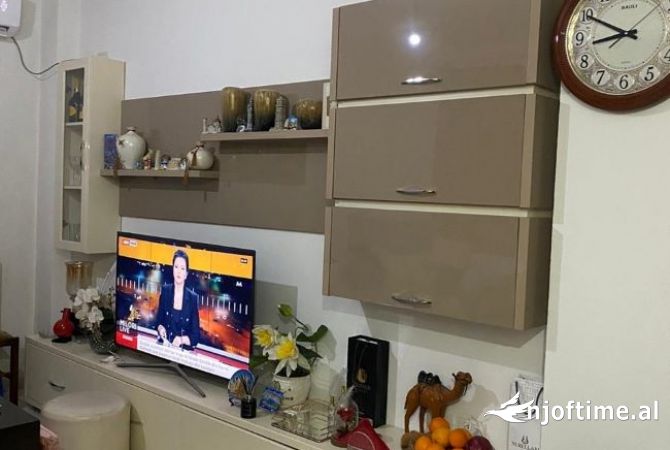 Shtepi me qera 1+1 ne Tirane - 30,000 Leke