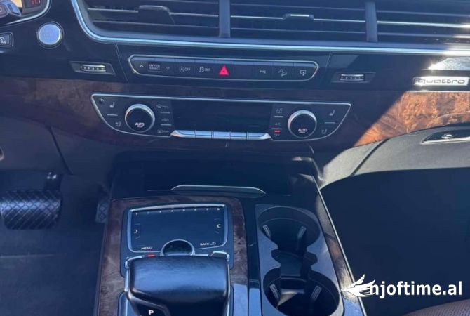 Makina ne shitje ne Tirane, Audi, 2017 Benzine,Kambio Automatik Pagesa 19,500  Euro.