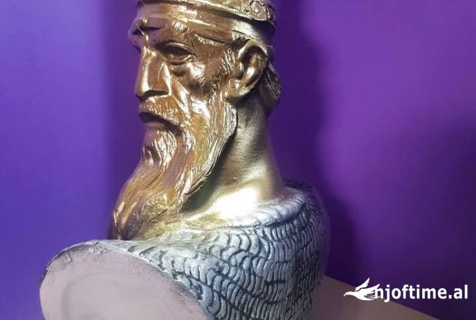 Artikuj te ndryshem  ne Lushnje - 30 Euro