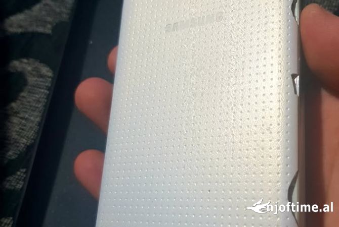Samsung Galaxy S5 , cmimi 30 mij lek (te vjetra )
