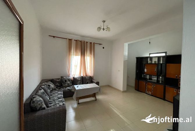 Shtepi me qera 3+1 ne Tirane - 450 Euro