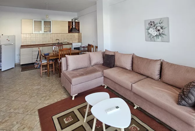 Shtepi me qera 1+1 ne Tirane - 50,000 Leke