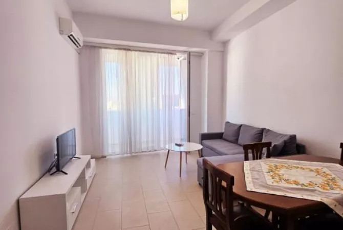 Shtepi me qera 1+1 ne Tirane - 55,000 Leke