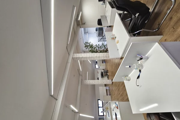 Ne BLLOK Jepet me Qira Zyre me siperfaqe 311 m2 e ndare me dy kate Rruga Sami Frasheri