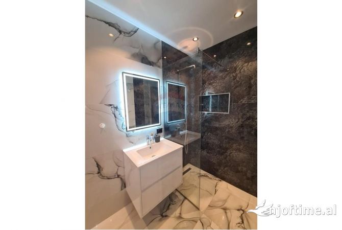 Shtepi me qera 1+1 ne Tirane - 600 Euro