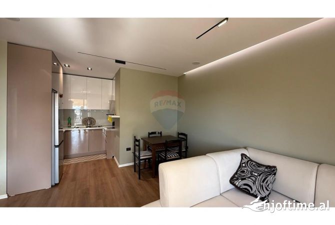 Shtepi me qera 1+1 ne Tirane - 450 Euro