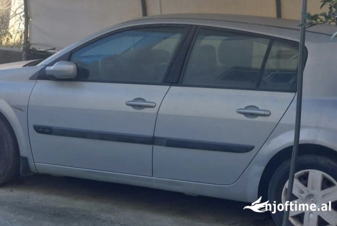 Auto in Vendita  a Durazzo - 1,400 Euro