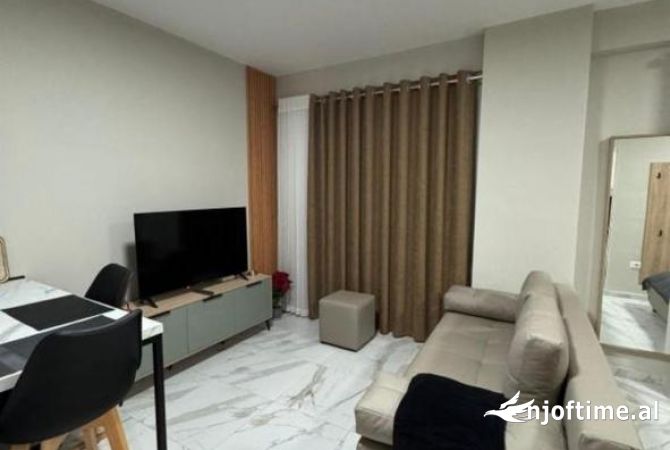 Shtepi me qera Apartament ne Tirane, Garsoniere, Mobilimi E mobiluar, Pagesa 700  Euro.