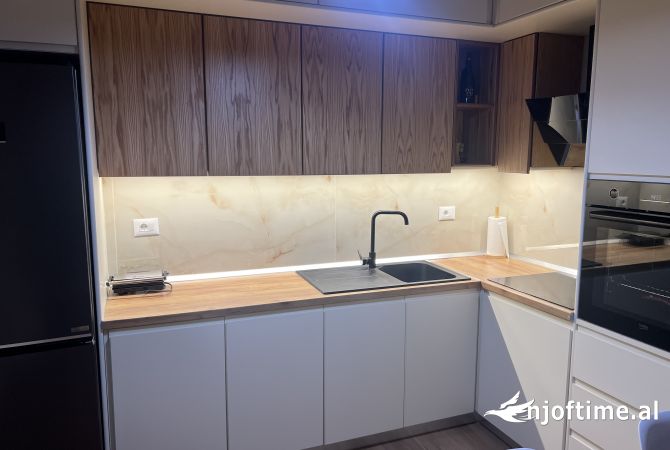 Shtepi me qera 1+1 ne Tirane - 400 Euro