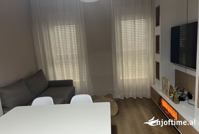 Shtepi me qera 1+1 ne Tirane - 400 Euro