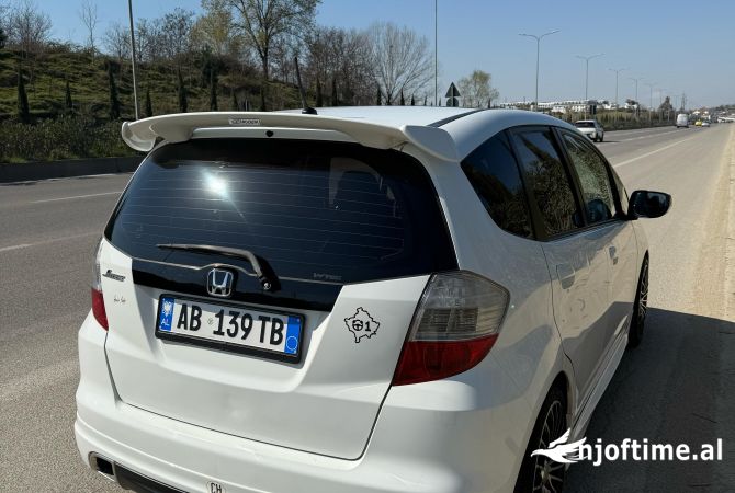 Cars for sale in Tirana - 5,700 Euro