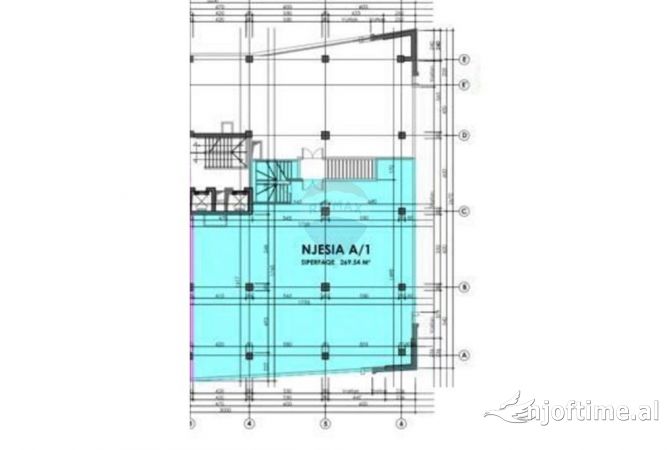 Ambient biznesi me qera 3+1 ne Tirane - 400,000 Leke