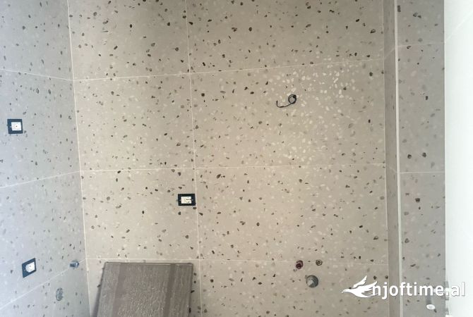 Shtepi ne shitje 2+1 ne Tirane - 110,000 Euro