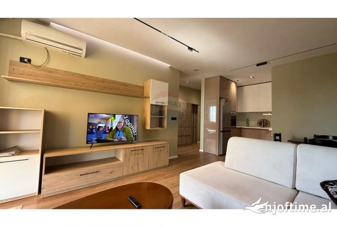 Shtepi me qera 1+1 ne Tirane - 450 Euro