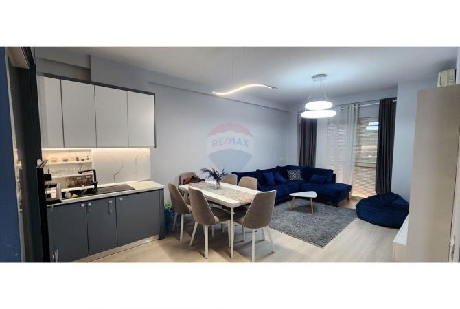 Shtepi me qera 2+1 ne Tirane - 700 Euro
