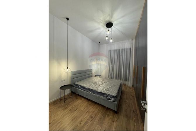 Shtepi me qera 1+1 ne Tirane - 800 Euro